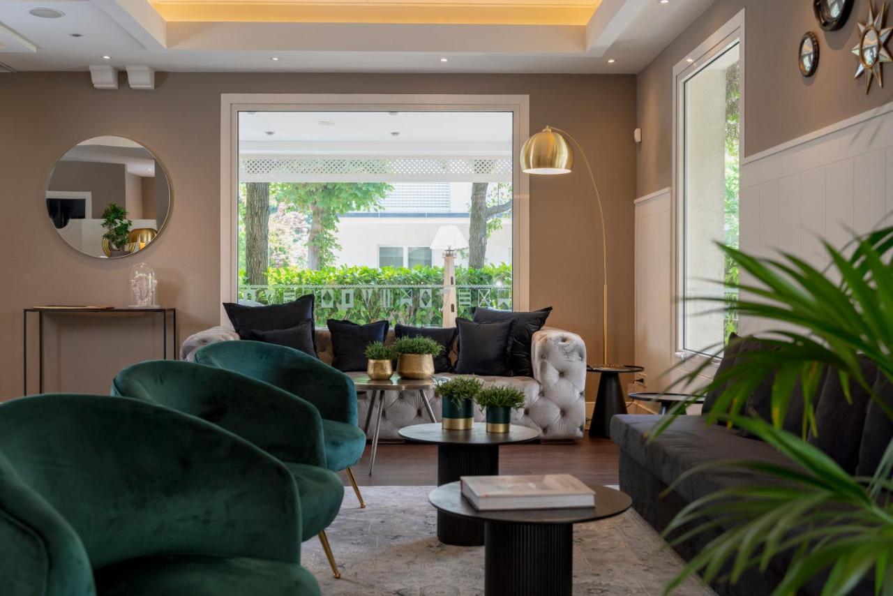 Hotel Maestrale Риччоне Екстер'єр фото
