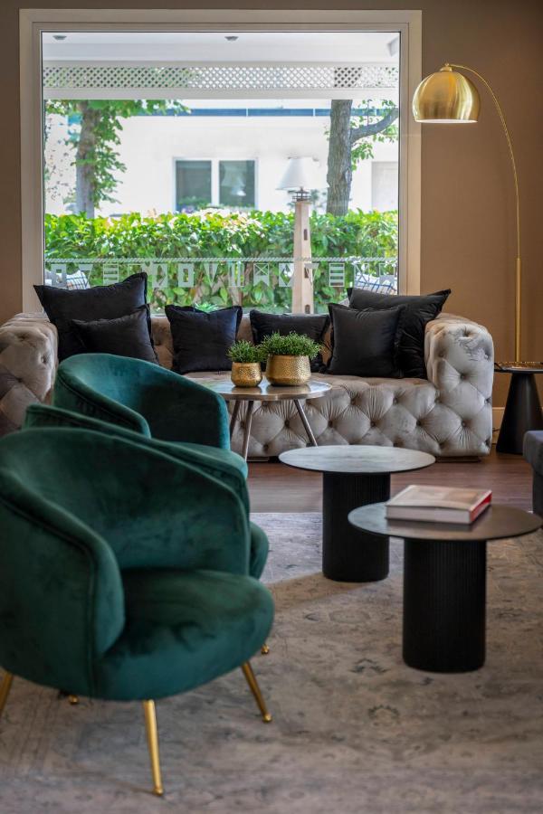 Hotel Maestrale Риччоне Екстер'єр фото
